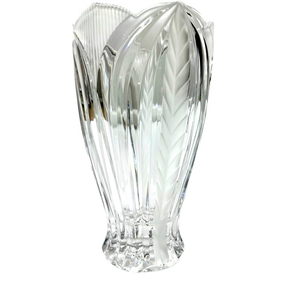 Vintage Accents Avitra Designs Frosted Etched Lead Crystal Vase